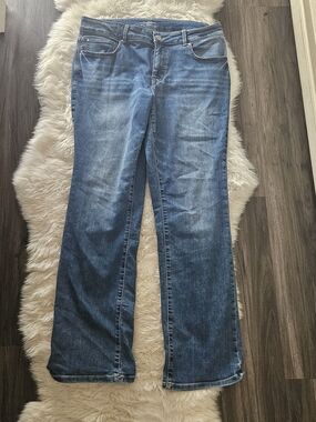 Everly Classic Medium Blue Bootcut Jeans for Women